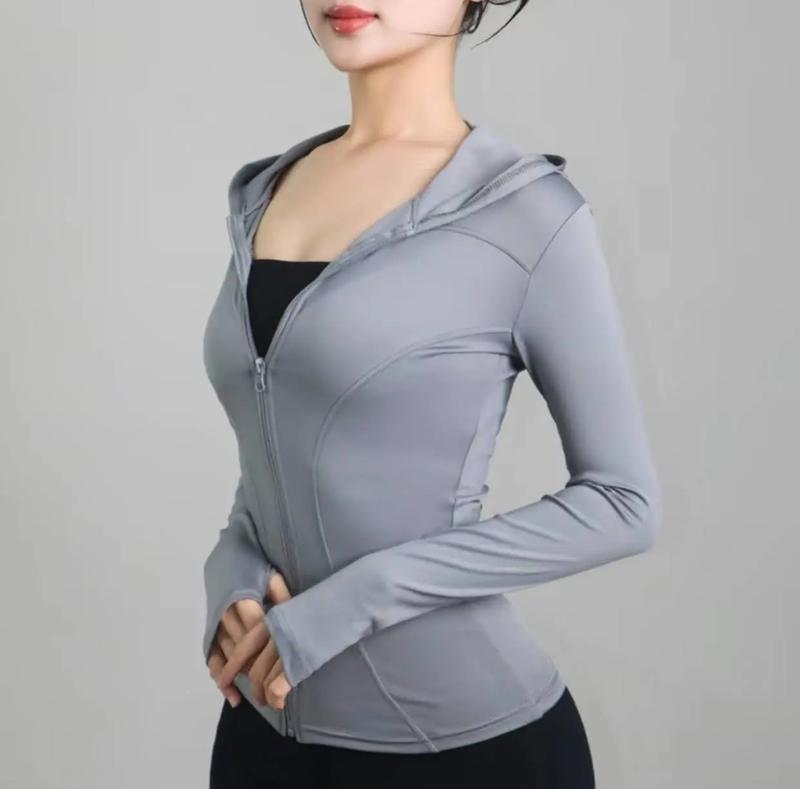 Product Introduction of Áo khoác nữ thể thao tập gym,tập yoga,chống nắng đều phù hợp.chất liệu thun lạnh mỏng mềm mịn thấm hút mồ hôi 2