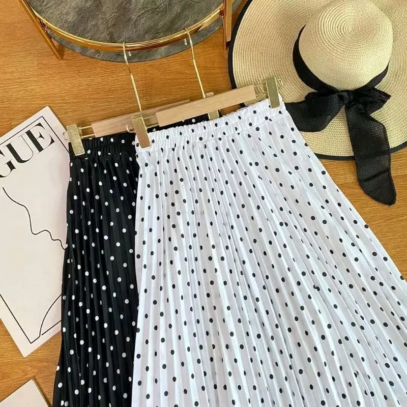 ROK PLISKET Polkadot Lipatan Besar
