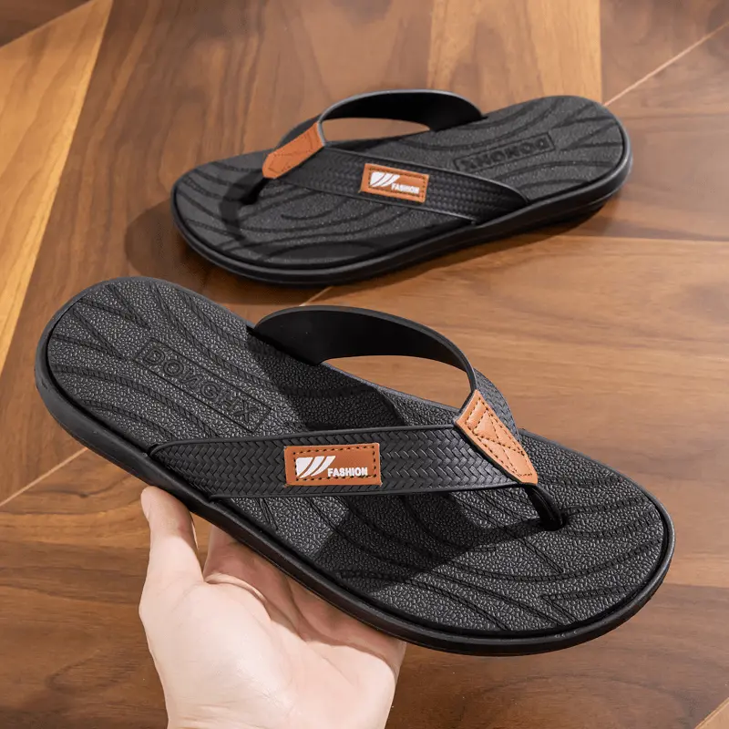 Men's Flip-Flops, Non-Slip, Wear-Resistant, Outdoor Thick-Soled, Fashionable Beach Sandals for Students, Large Size