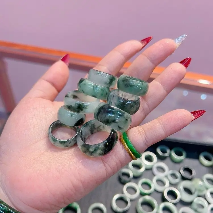 nhẫn nam cẩm thạch tự nhiên