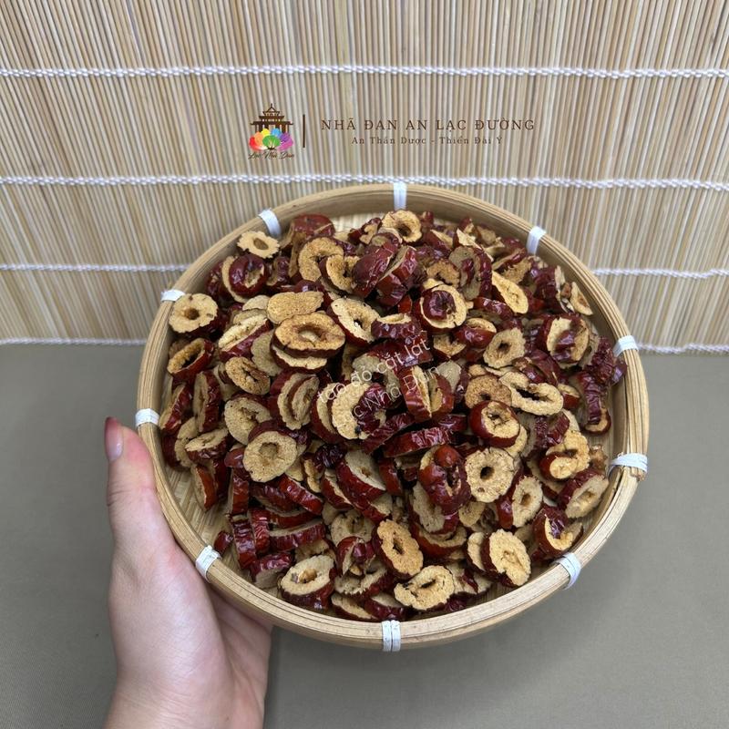 100g Táo đỏ cắt lát sấy khô, táo ngọt tự nhiên 0