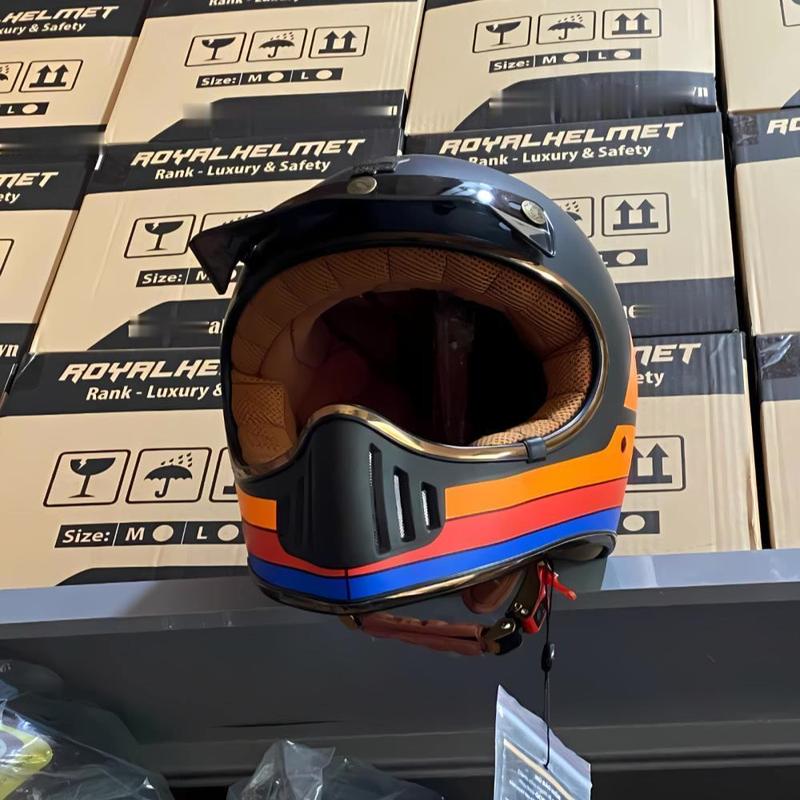 Mũ Bảo Hiểm Fullface Vintage Royal M141 V1 Nhám Cao Cấp Chính Hãng Tặng Kèm Lưỡi Trai Và Túi Đựng Nón Helmet