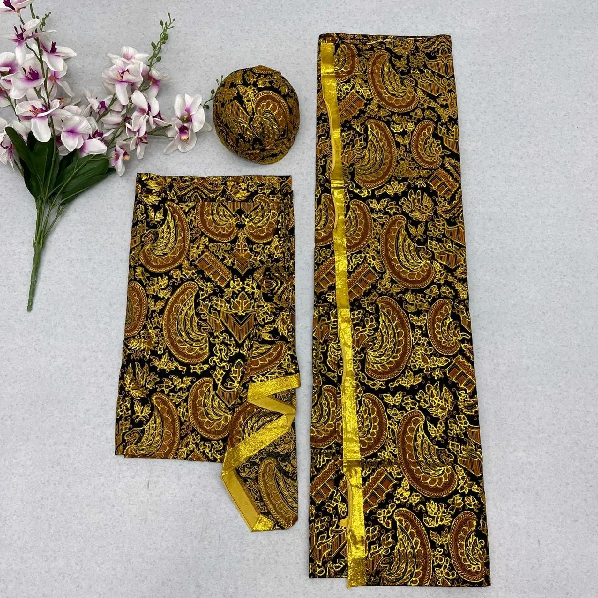 Kain sunda / bawahan pengantin