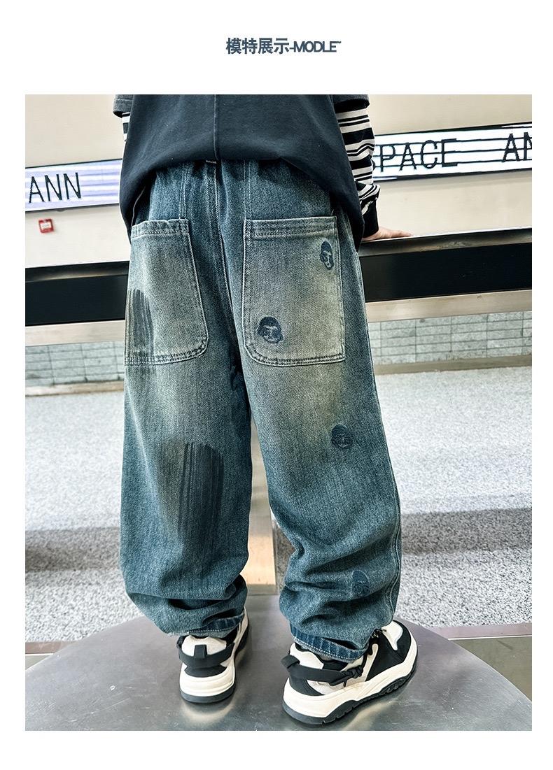 Product Introduction of [23-55KG] QUẦN JEAN THỤNG CHO BÉ TRAI FORM RỘNG PHỐI HOẠ TIẾT THÊU MẶT CƯỜI CHẤT LIỆU JEAN MỀM 5