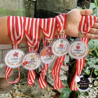 Gambar Trophy dan Medali 17 Agustus Hadiah Lomba Kemerdekaan Piala Penghargaan - Trophy dan Medali dari Bonekahandmadesukasuka Kab. Sukoharjo 5 Tokopedia