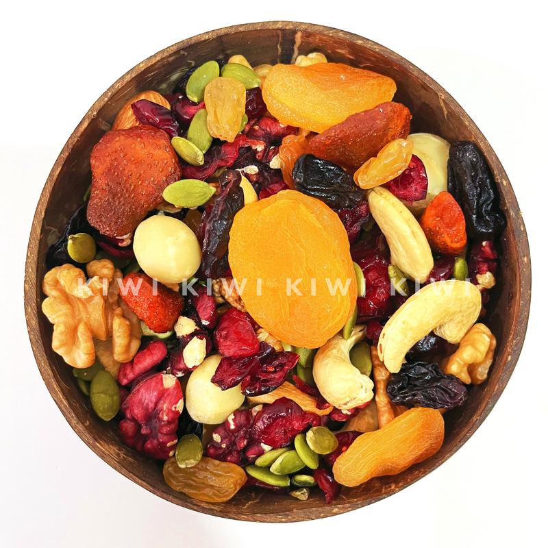 MIX 10 Loại Hạt Dinh Dưỡng và Trái Cây Sấy Dẻo HŨ 600GR - Kiwi Shop Healthy Food