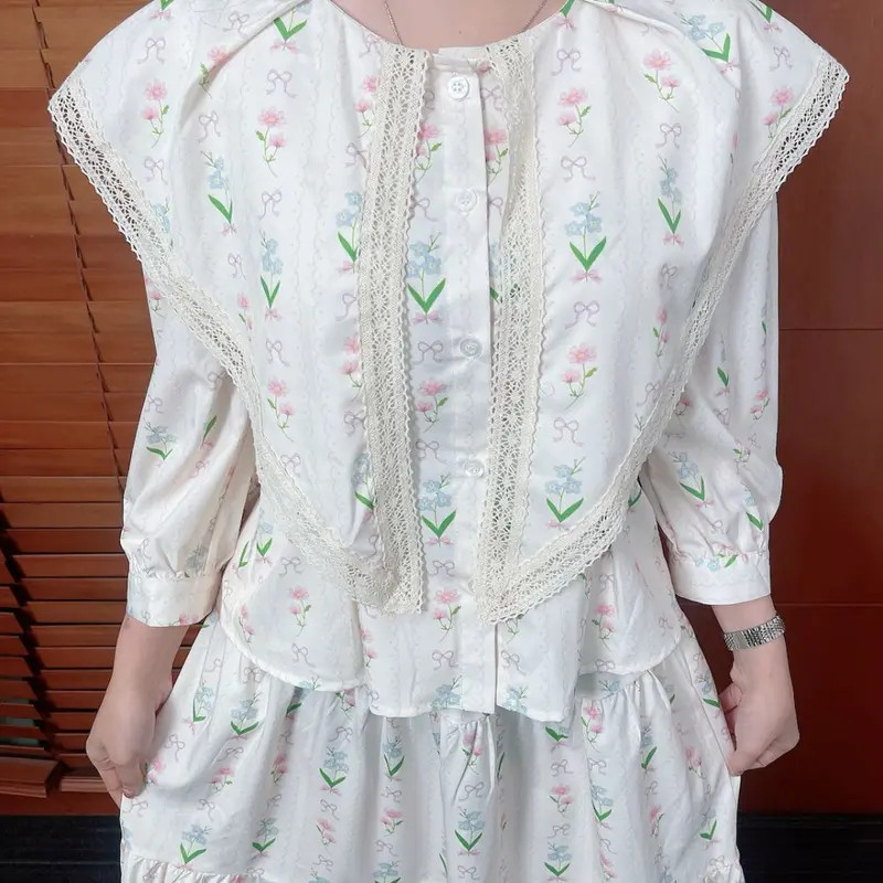 FADFAD [Ready Stock ]Kemeja leher bulat dua kali lipat dan pakaian bunga terang 1