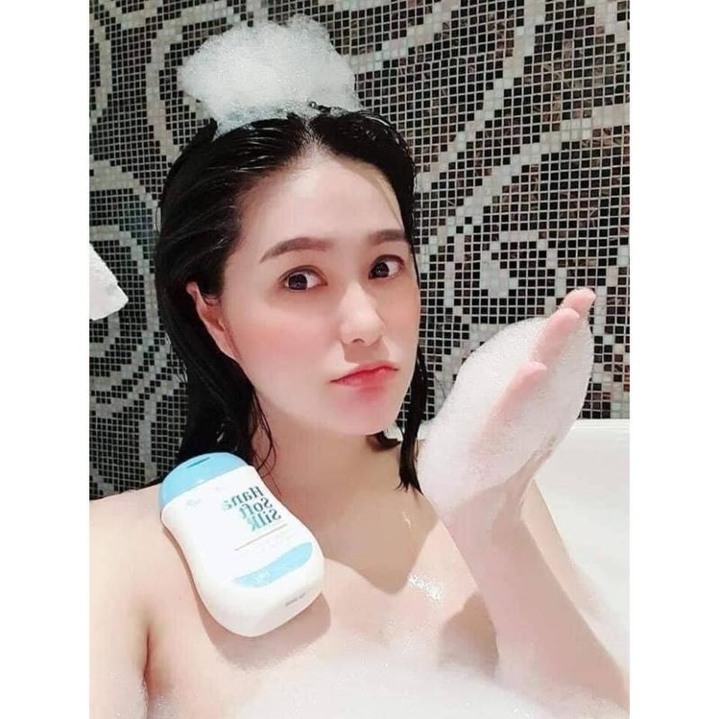 [Giá Sỉ]Dung Dịch Vệ Sinh Phụ Nữ, Nước Rửa  Phụ Khoa Hana Soft Silk 150g 2