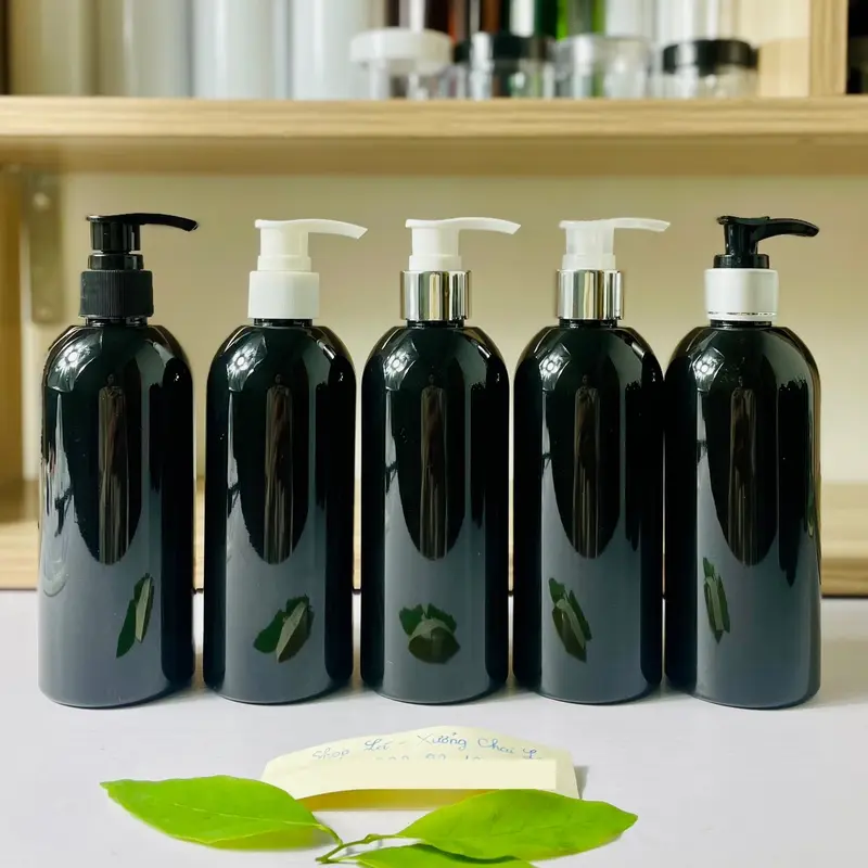 Chai Lọ Nhựa Cocoon Màu Đen 300ml Đủ Kiểu Vòi Nhấn-Xịt Phun Sương-Nắp Bật-Vặn-Khoá Vàng,Bạc-Vòi Nhấn Cao Cấp-Chất Lượng đựng ủ tóc bình 0
