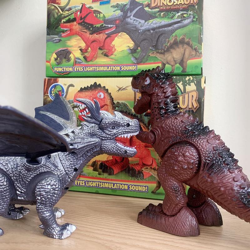 Khủng long đồ chơi chạy pin cho bé