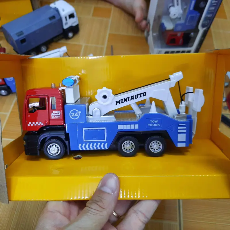 Xe ô tô cứu hộ đồ chơi trẻ em Mô hình tỉ lệ 1:50 CÓ ÂM THANH VÀ ĐÈN Bé trai Toy 2