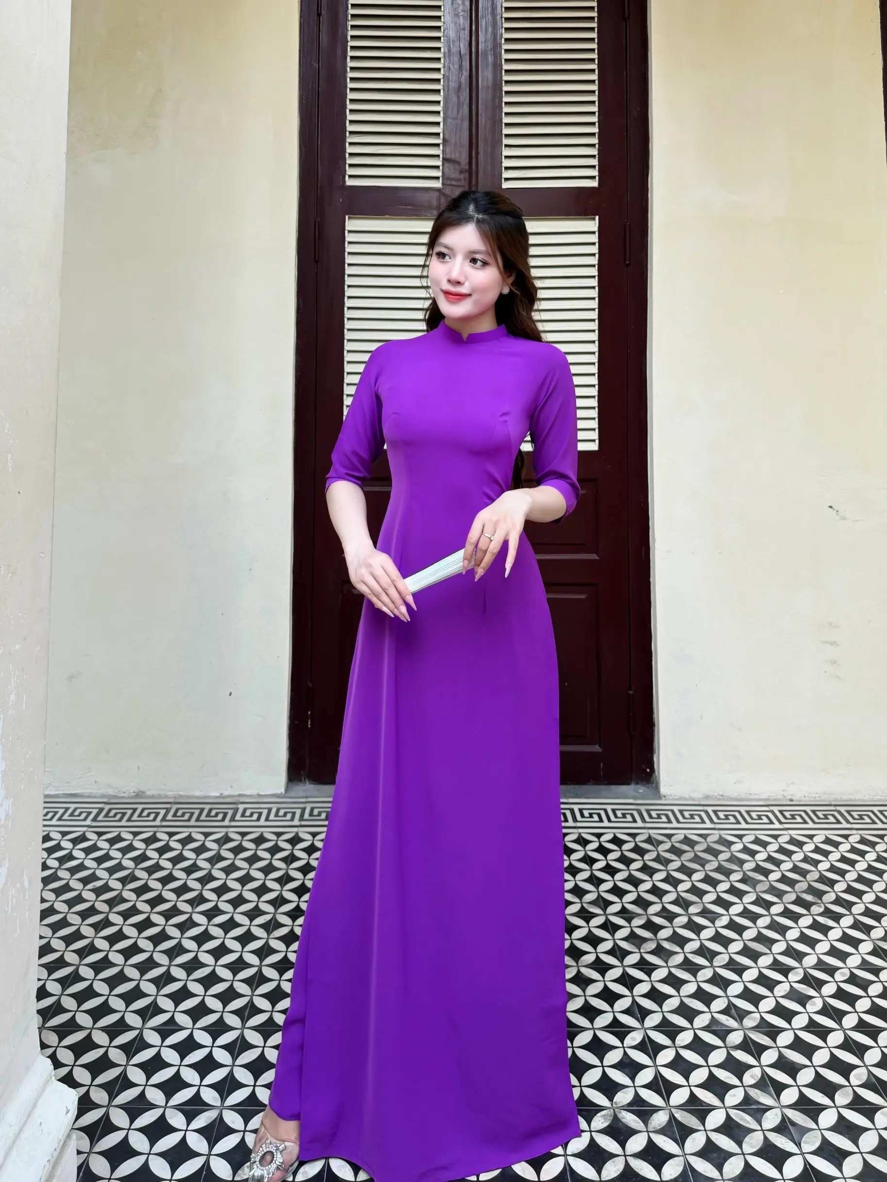 Áo dài trơn TÍM HUẾ chất liệu lụa Mỹ cao cấp mềm mịn co giãn ôm dáng, cổ chữ V 2 phân tay lỡ - Áo dài Nữ dáng truyền thống