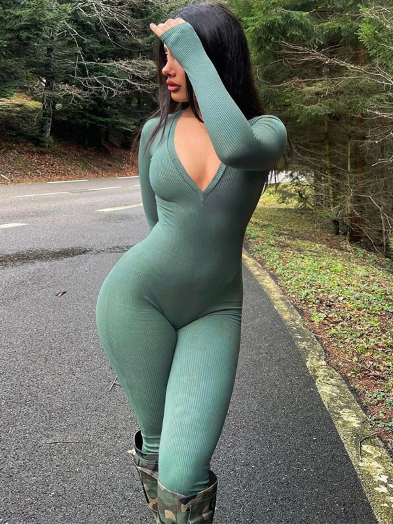 Women's Solid Color Deep V Neck Ribbed Jumpsuit, Casual Comfy Long Sleeve Skinny Jumpsuit for Spring & Fall, Women's Clothes for Daily Wear, Tall Clothing Women