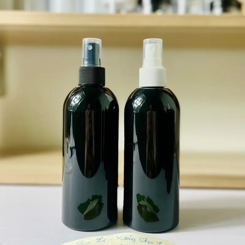 Chai Lọ Nhựa Cocoon Màu Đen 300ml Đủ Kiểu Vòi Nhấn-Xịt Phun Sương-Nắp Bật-Vặn-Khoá Vàng,Bạc-Vòi Nhấn Cao Cấp-Chất Lượng đựng ủ tóc bình 8