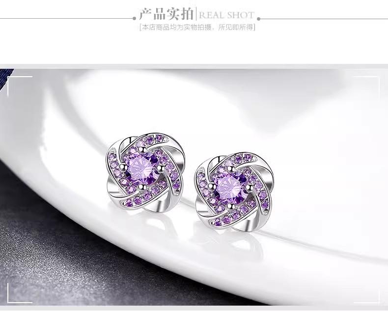 Product Introduction of Bông Tai Cỏ Ba Lá, Bạc Sterling S925, Dành Cho Phụ Nữ, Cao Cấp, Thanh Lịch Và Sang Trọng, Phong Cách Ins Đơn Giản, Bông Tai Mới Năm 2024 5