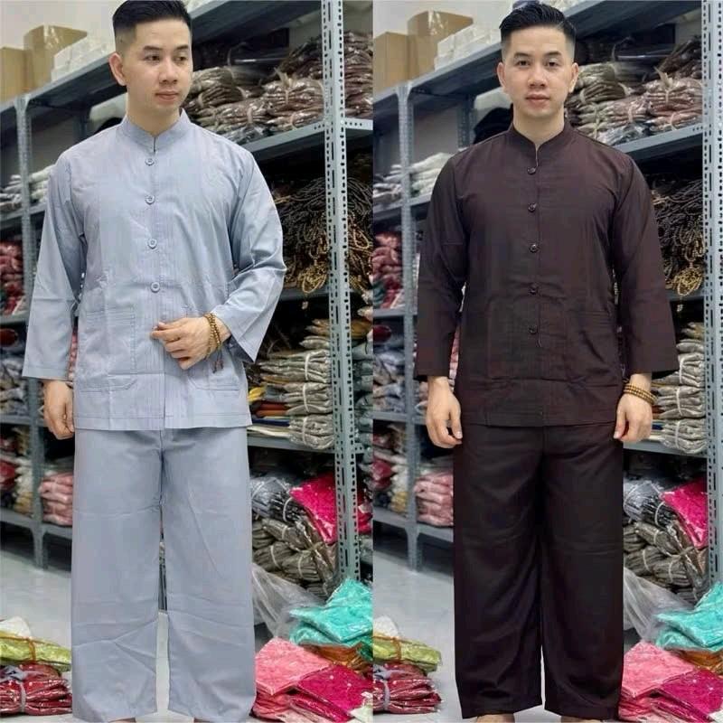 ĐỒ LAM ĐI CHÙA NAM NỮ - BỘ LÃNH TỤ TAY DÀI NÚT NHỰA TRUYỀN VẢI KATE TRUYỀN THỐNG Màu Nâu