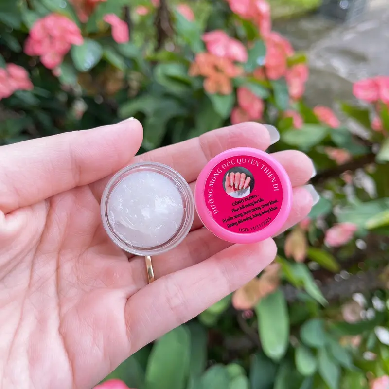 Dưỡng móng Collagen  Giúp Dài Móng, Chắc Khoẻ,Cứng Móng 2