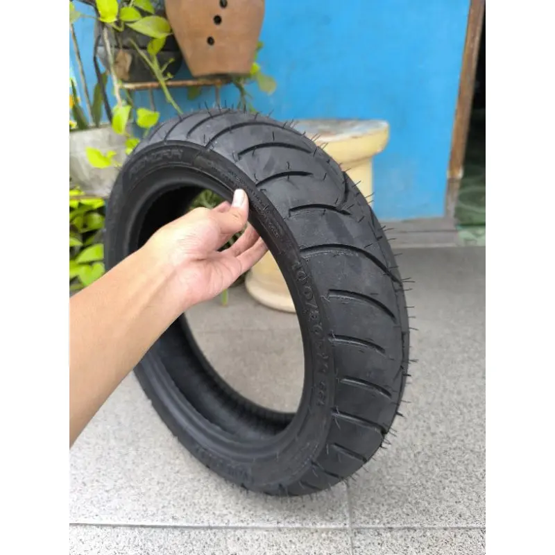 PROMO BAN LUAR MOTOR RING 12 MEREK TVS 100/80-12  TUBELESS TAHUN PEMBUATAN 2023 EMPUK TIDAK LICIN BARANG IMPOR COCOK UNTUK SCOOPY FREE GO FAZZIO FILANO KSR TVS DLL.