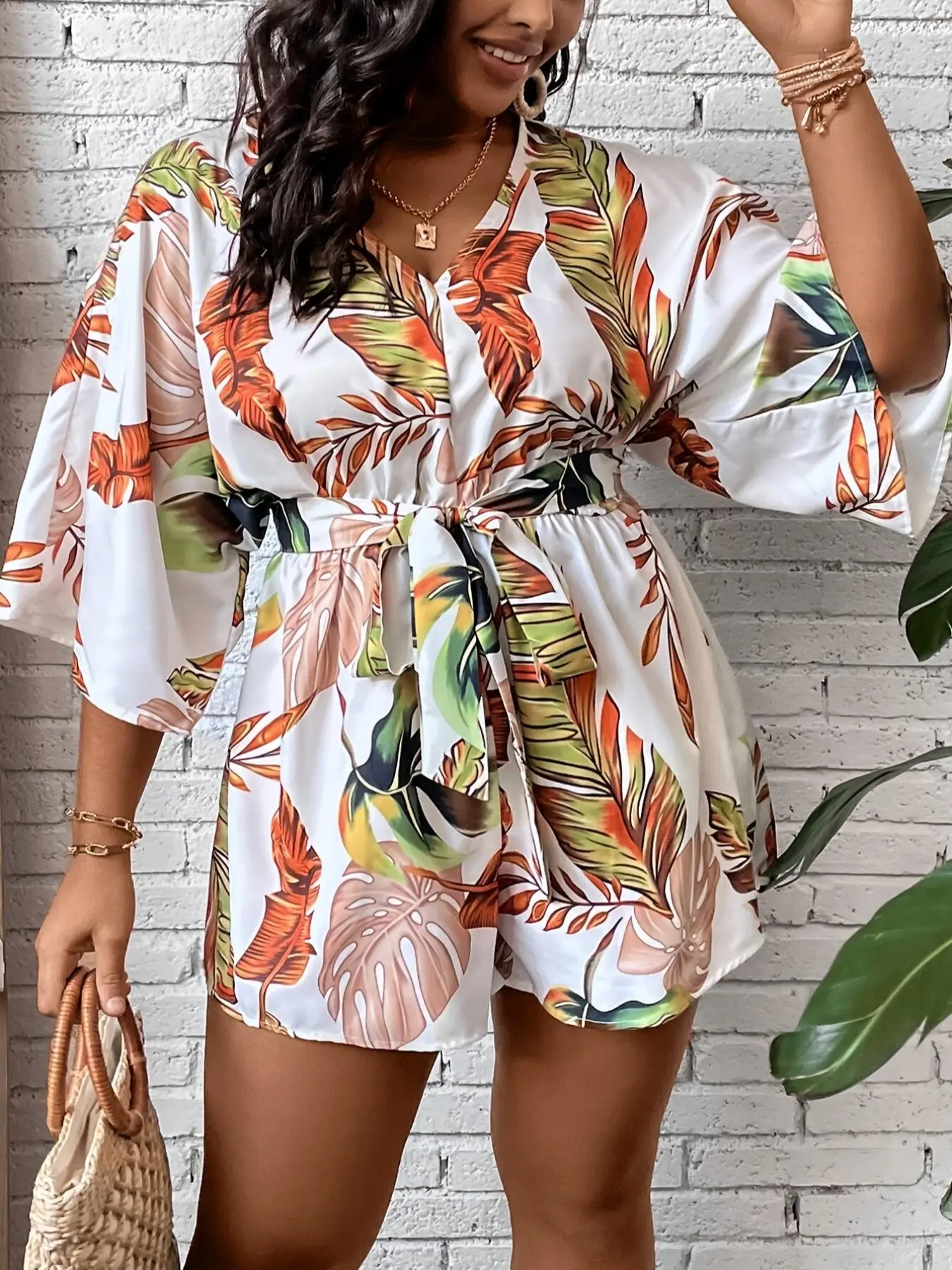 Plus Size Women's Tropical Leaf Print V Neck Romper, Boho Tie Front Zipper Back Romper, Women's Plus Clothes for Summer