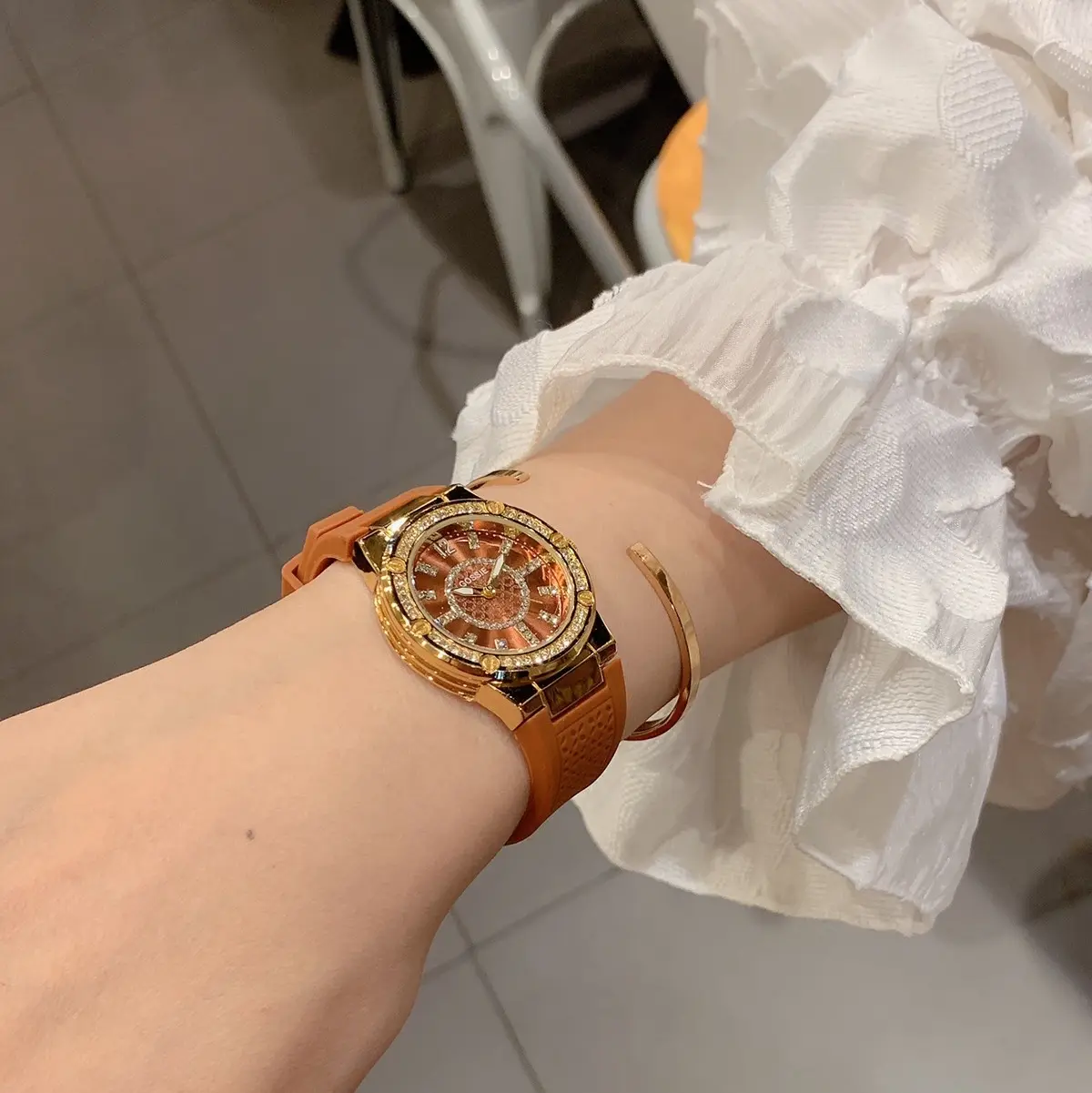 Đồng Hồ Nữ GS Màu Cam Đất Phiên Bản Khoá Cài Ôm Tay Mới Women Sen Caro Watch Đeo Tay