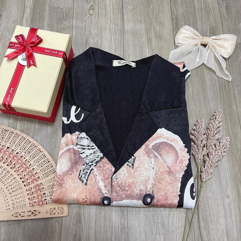 Product Introduction of Đồ Bộ Pijama Lửng Lụa Xước Hình Gấu Và Cô Gái Mau Mới 6 Màu Sắc Tay Ngắn Freesize 40-58Kg &Bigsize 60-75Kg Women 9