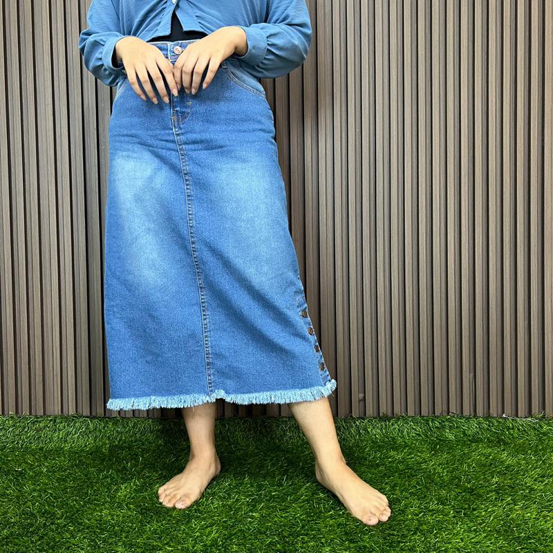 ROK JEANS KANCING BAWAH RAWIS  BAHAN STRECH 1