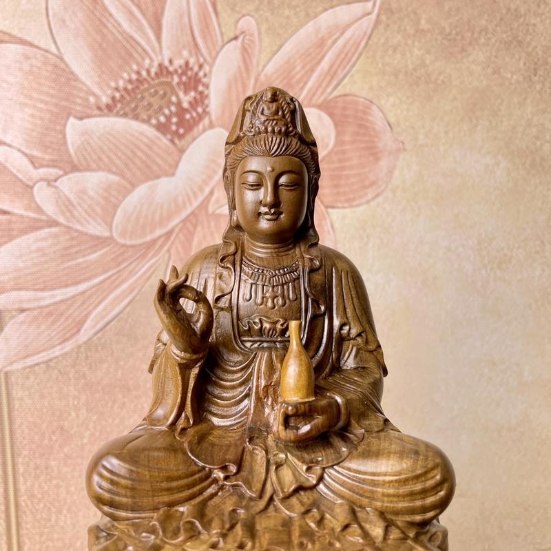 Product Introduction of Tượng Quan Thế Âm Bồ Tát Gỗ Bách Xanh Cao 15cm Mùi Hương Thơm 4
