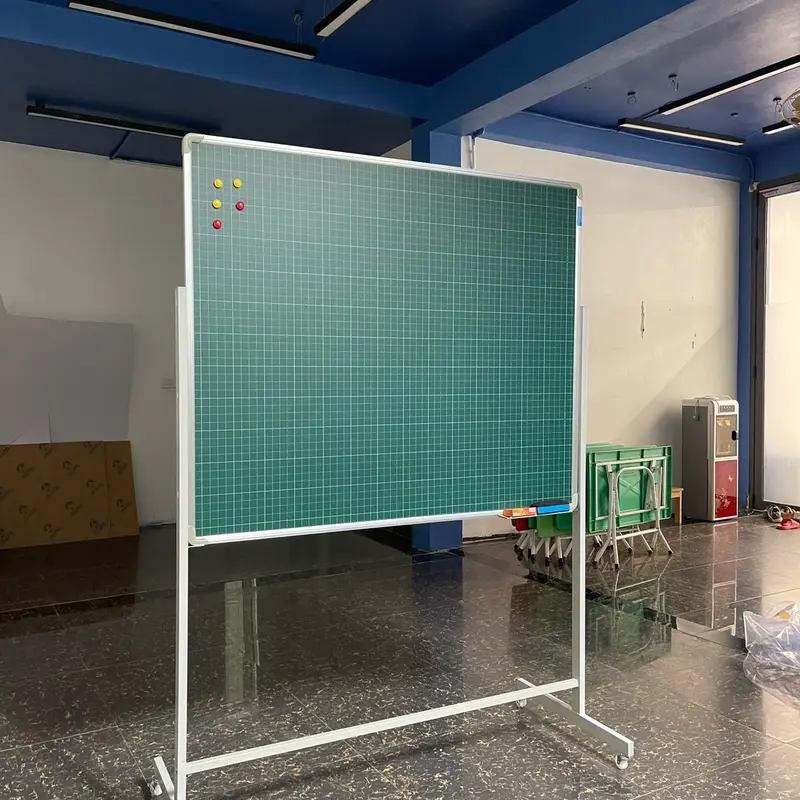 Bảng di động từ xanh viết phấn 1 mặt kẻ ô ly tiểu học luyện chữ hàng xịn cao cấp HQ 2