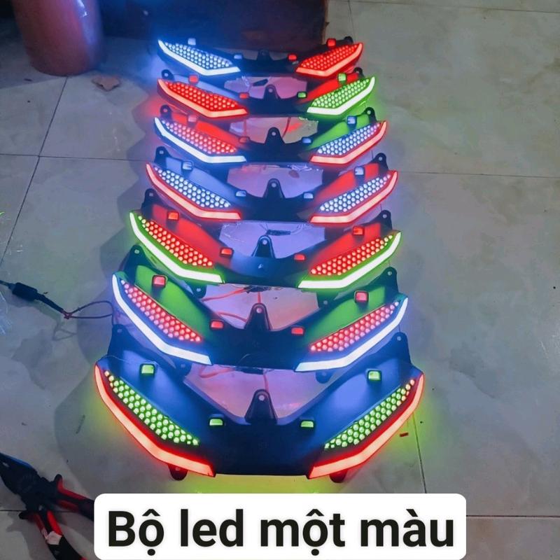 Đèn demi lưới tổ ong viền led một màu gắn xe Exciter 150 Phụ Kiện Phụ Tùng Cao Su - Chất liệu nhựa cao cấp