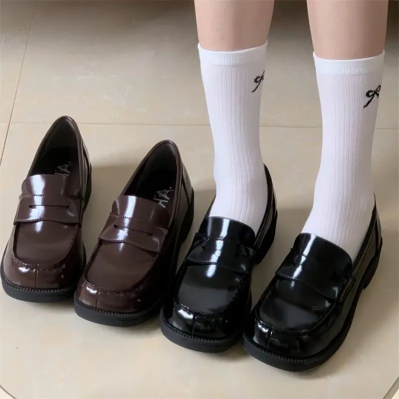 Kasut Wanita Ekstra Besar, Saiz 35-43, Gaya Seragam JK, Kasut Tumit Rendah, Kasut Kulit Kecil, Gaya Preppy, Kasut 41, Jenama Jingze Universiti