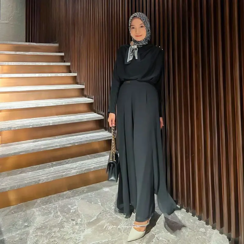 Bynissa-Agni Blouse-Atasan-Blouse-Pleats-Kemeja-Motif-Kancing-Kondangan-Wisuda-Lamaran-Kampus-Hangout -Ootd Hijab-Casual - Elegant - Santai-Remaja - Wanita Baju Muslim  Panjang 3