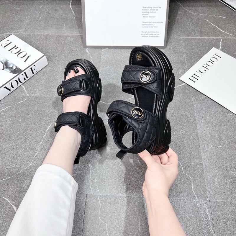 Dép sandall nữ quai dán bản da PU trần trám l1, dép quai hậu khuy miu đế 6cm hothit 2024 (SAN_GH1) Shoes DéP GiàY