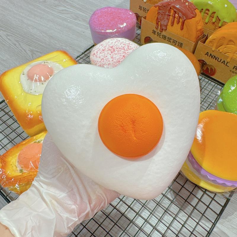 Product Introduction of Đồ Chơi Sticky Squishy Ốp La Trái Tim 3