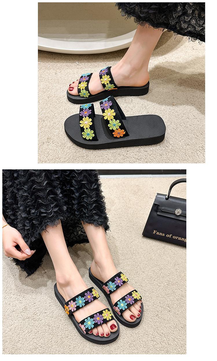 Product Introduction of The new fashionable flowers are worn with beach slippers on top 7
