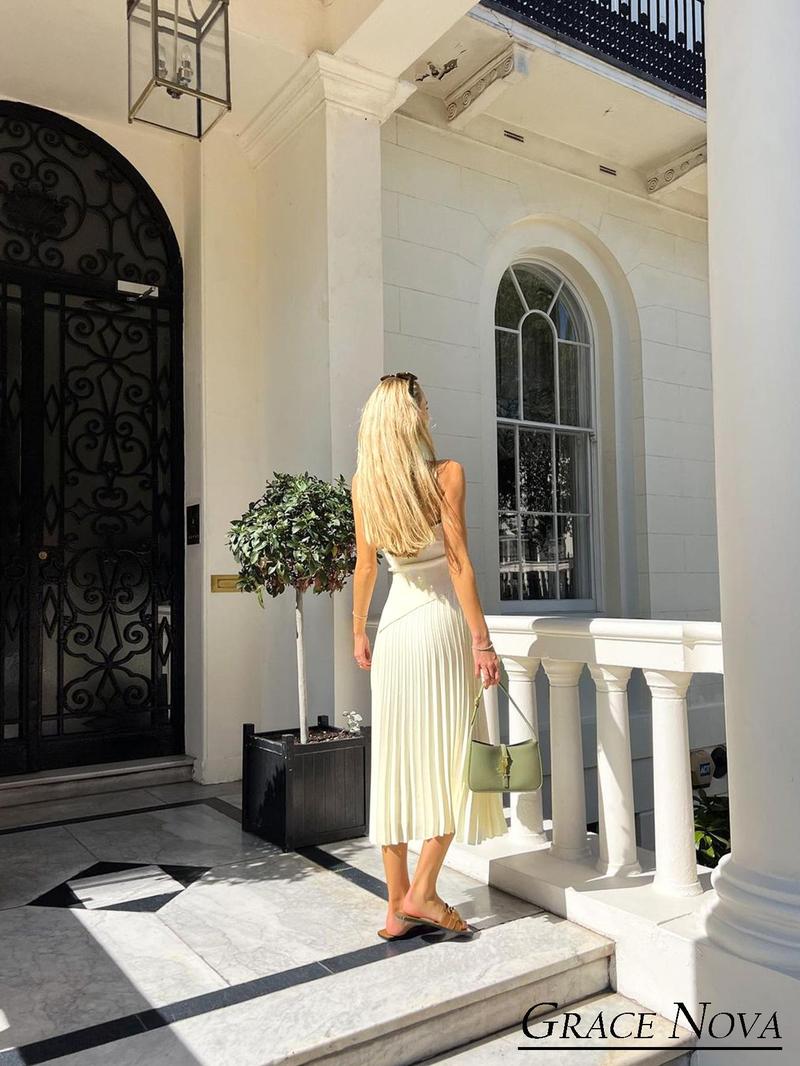 Product Introduction of Women's Solid Color Crop Tube Top & High Waist Skirt Two-piece Set, Elegant Fashion Casual for Daily Outdoor Wear, Ladies Clothes for Summer 2