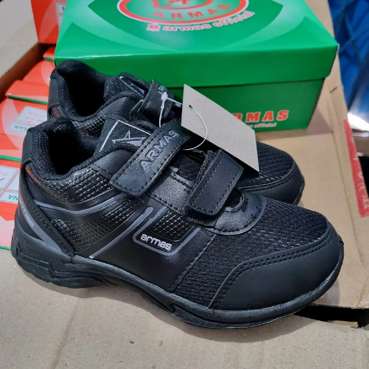 armas sepatu hitam anak Santai Fashion
