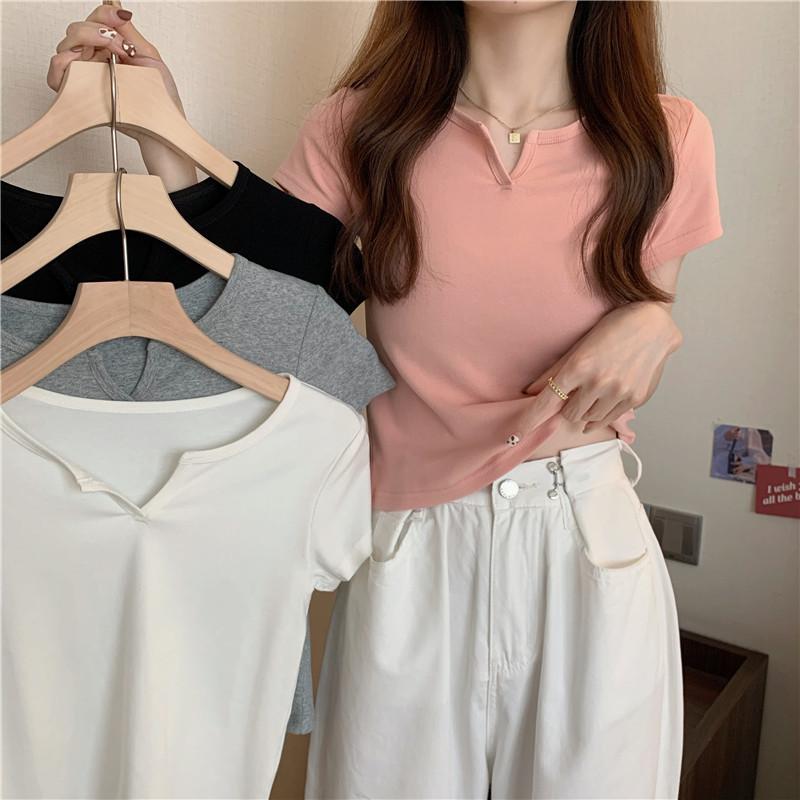 Product Introduction of Summer slim fit crop top spicy girl outfit T-shirt short sleeved plain color, comfortable and breathable, paired with jeans 4