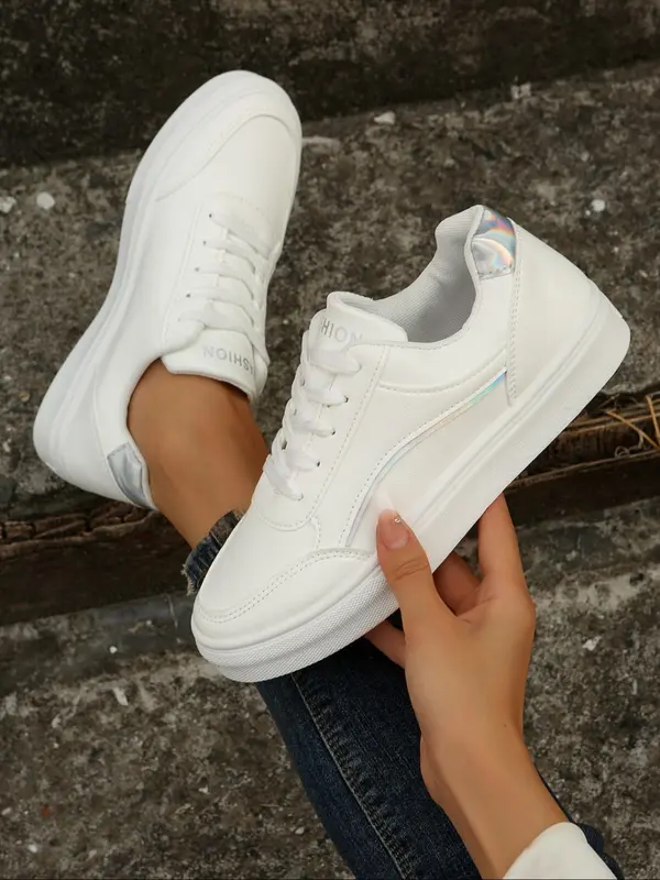 Women's Fashionable Lace Up Low Top Sneakers, Casual Comfortable Breathable Sports Shoes, All-match Round Toe Shoes for Daily Wear 3