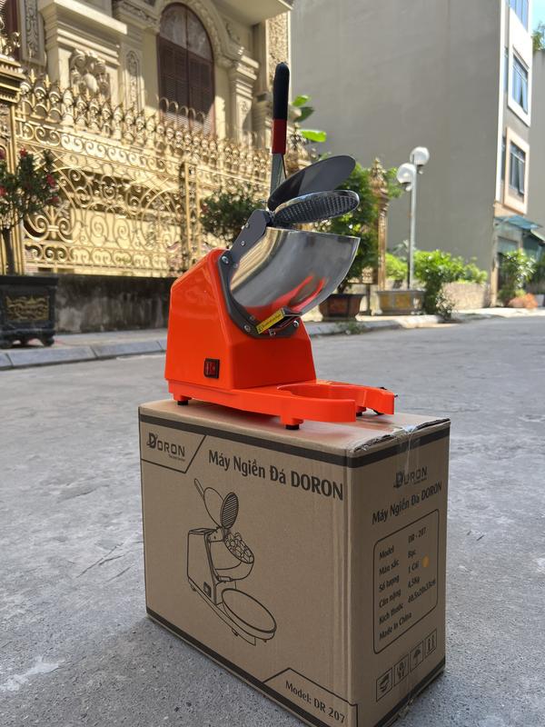  Máy Bào Đá Công Suất 500W Máy Xay Đá Bào Máy Làm Đá Bào Nhuyễn Mịn Máy Bào Đá Tuyết YILI Bảo Hành 1 Năm 