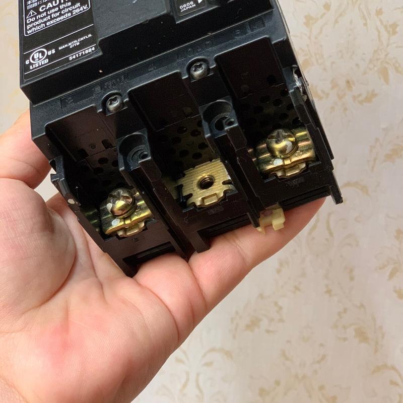 Aptomat chống giật 40A made in Japan chống giật, rò, quá tải 2