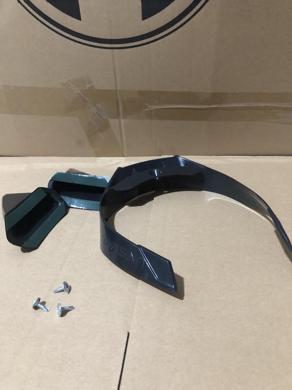 [ COMBO ] ĐUÔI GIÓ AGV VÀ SỪNG BATMAN GẮN NÓN BẢO HIỂM FULLFACE ( KÈM SẮN ỐC VÍT VÀ KEO DÁN CHUYÊN DỤNG ) [ Hottrend trong giới trẻ hiện nay bởi tính độc đáo, khác lạ, khó đụng hàng giữ đám đông ]] Helmet