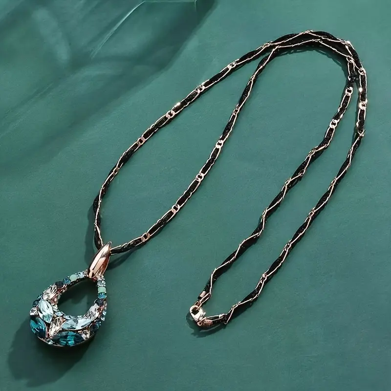 Turquoise Women's Sweater Chain | Hypoallergenic, Exquisite Craftsmanship Creative Hollow Design, Lightweight Ideal for Autumn & Winter, Suitable Casual Party Wear New Trendy Pendant Jewelry Women, Comfortable to 0