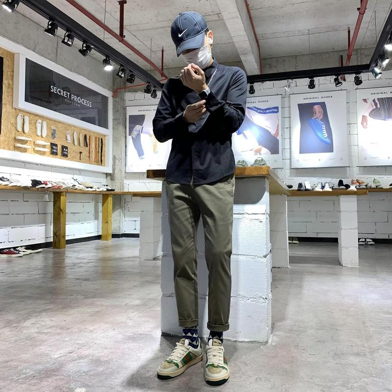 Product Introduction of Casual Pants Men's Fleece-lined Autumn and Winter New Loose Cropped Pants Skinny Spring and Autumn Casual Long Pants 12