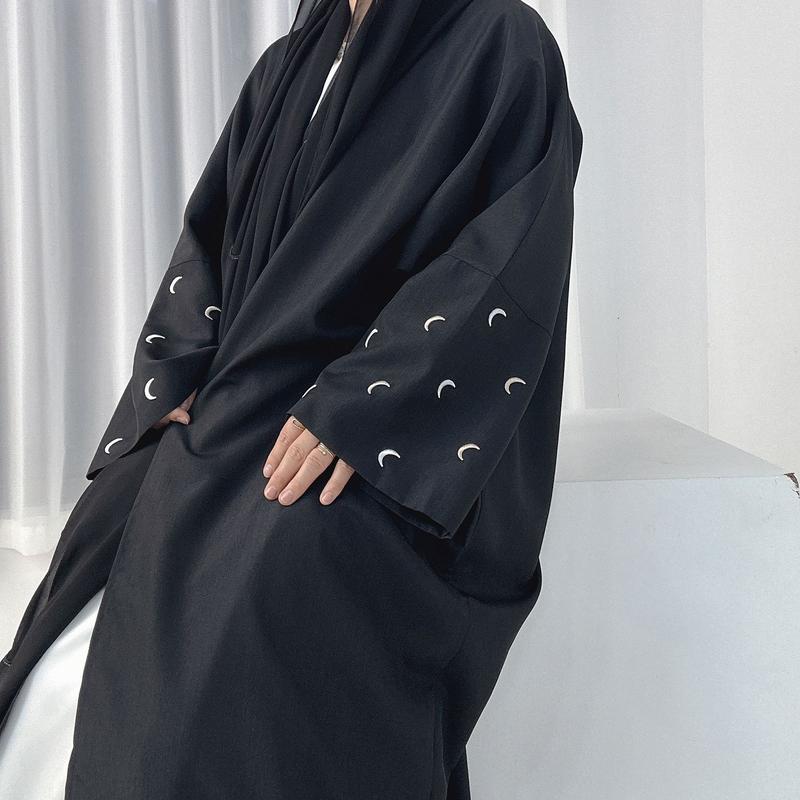 Product Introduction of Muslim 2025 Dubai Middle East Turkey Embroidery Elegant Cardigan Dress Robe Breathable Sunscreen 17