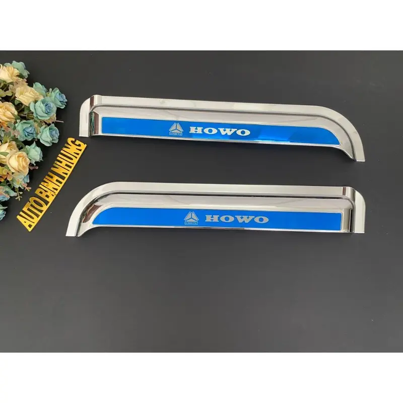 Vè che mưa xe tải Howo 4 chân ben 371 và Howo 380 - Phụ kiện che chắn cửa kính xe tuyệt vời 0