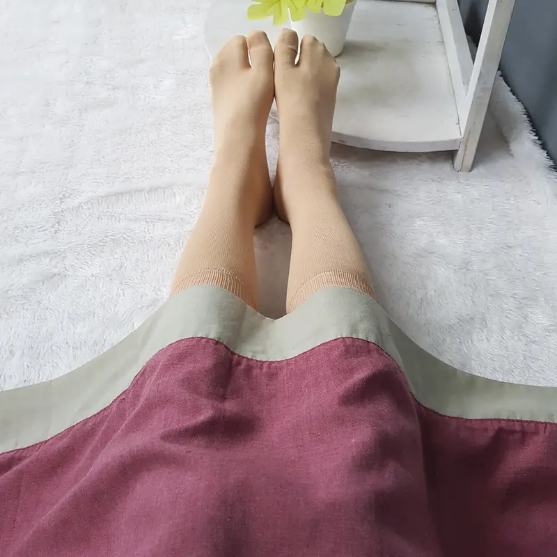 Kaos Kaki Muslimah Jempol Polos Dewasa Panjang 1