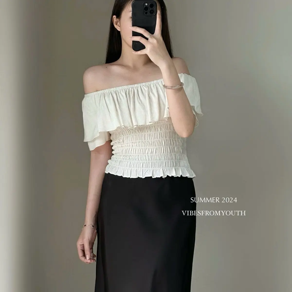Áo nhún trễ vai vải Line 3 màu