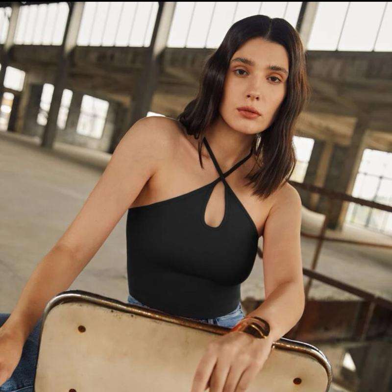 Áo Croptop Màu Đen  Có Dây Điều Chỉnh BC607