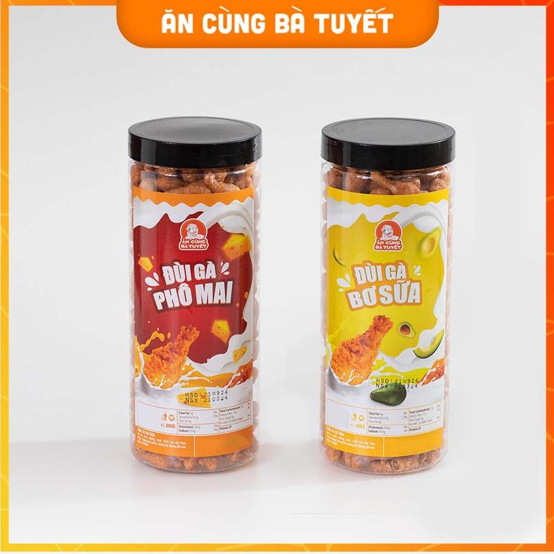 Combo BẤT KHẢ KHÁNG CỰ gồm :1 hũ Snack Đùi Gà Phô Mai +1 hũ SNACK Đùi Gà Bơ Sữa KL  -Ăn Cùng Bà Tuyết