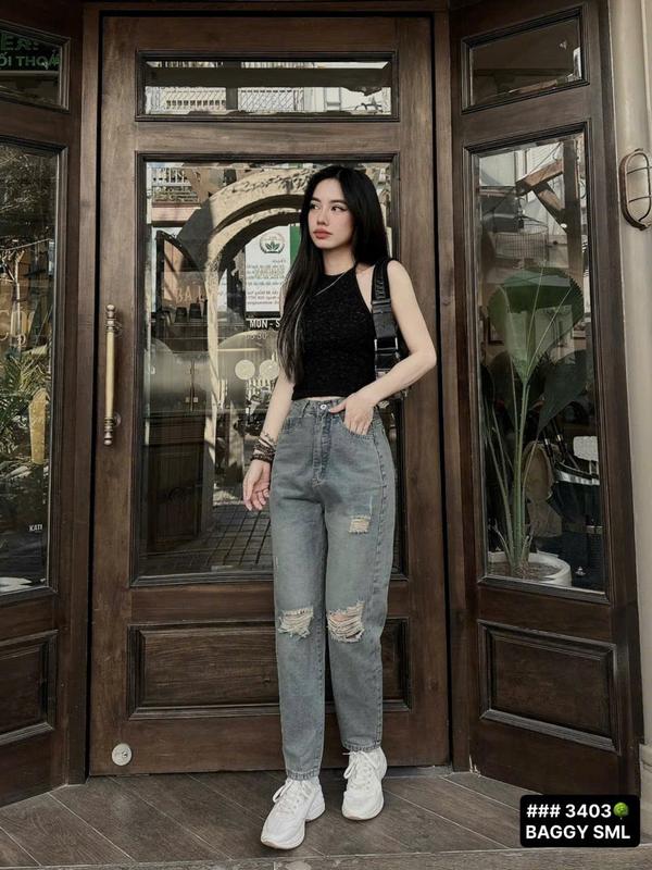QUẦN BAGGY JEAN NỮ LƯNG CAO RÁCH CÀO HAI ĐẦU GỐI MÀU XANH NHẠT MẪU HOT HIT ÔM DÁNG CÁ TÍNH